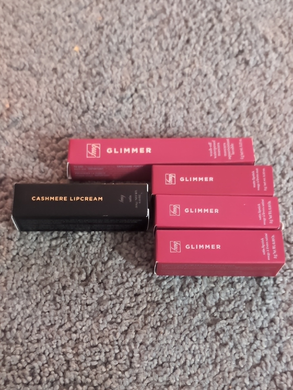 Glimmer Lip Creams + Cashmere Lipcream +Mascara  Set